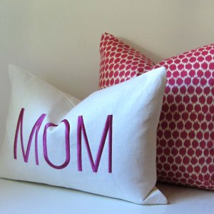 Mom in Fuchsia Studio Tullia 2