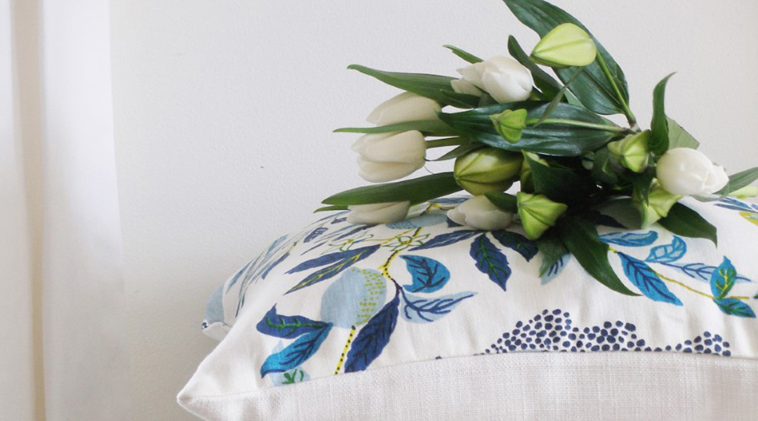 BLUE AND WHITE TEXTILES, CHINOISERIE & POTTERY