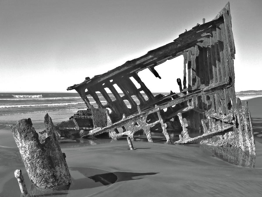 peter-iredale-shipwreck-oregon-coast-scott-carda