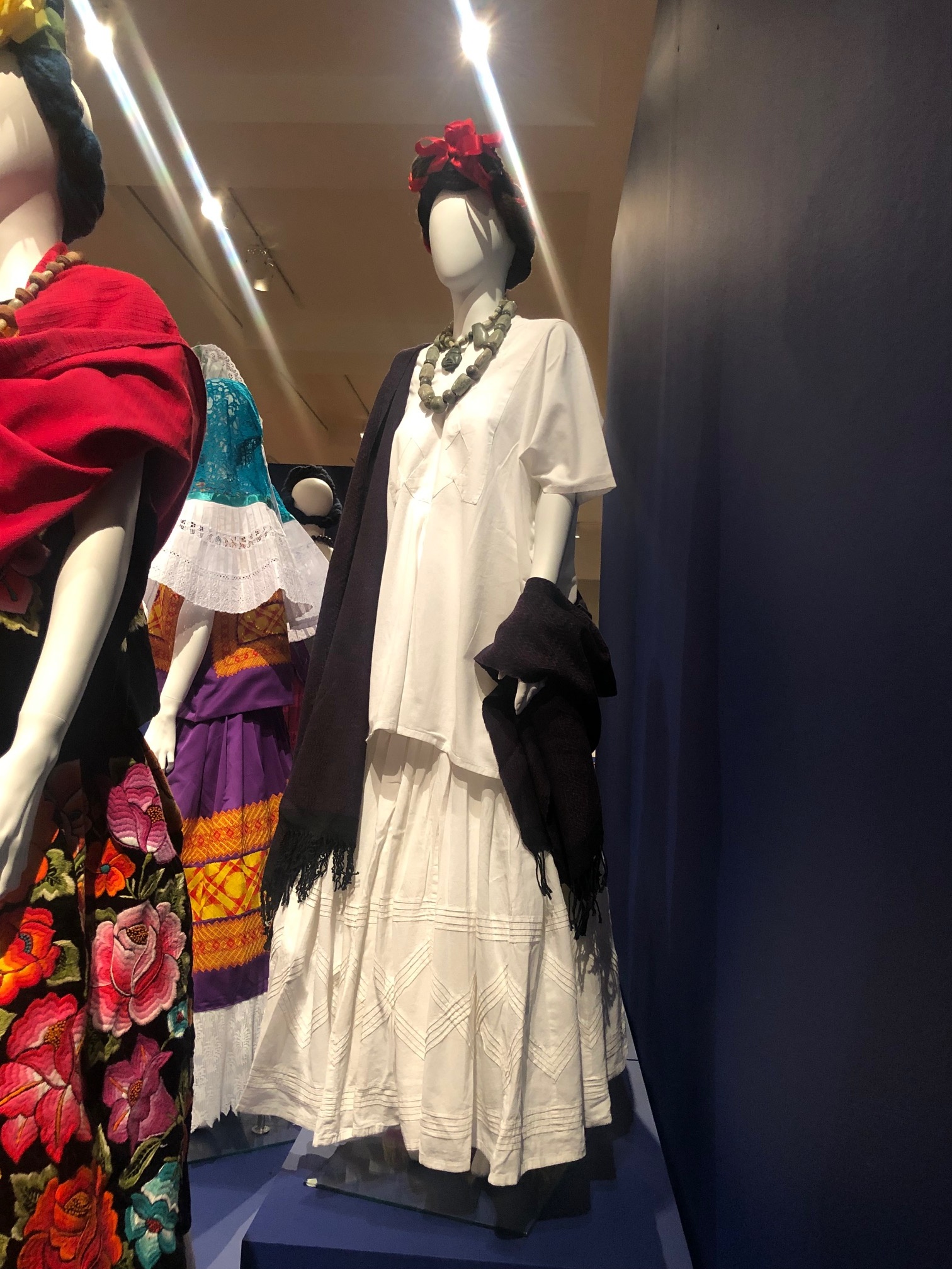 frida_kahlo_clothes